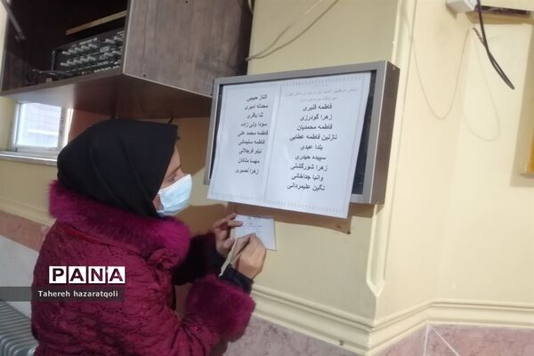 برگزاری انتخابات شورای دانش‌آموزی در دبیرستان نبوت صفادشت