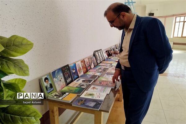 برگزاری یاد واره شهدا و سالروز عروج صاحب تفسیر المیزان در اقلید