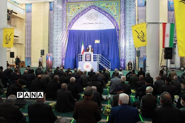دیدار مردمی مدیرکل آموزش و پرورش استان در حاشیه نماز جمعه زنجان