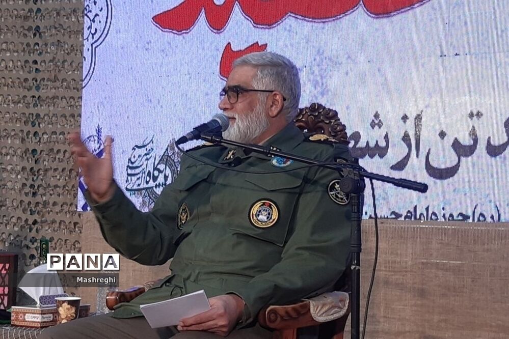 دهمین یادواره ۱۰۰ شهید از شهدای پایگاه بسیج آیت الله یثربی در کاشان