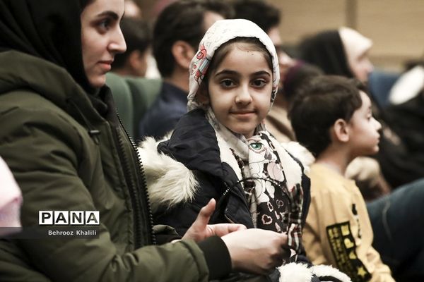 اختتامیه مسابقه دانش‌آموزی نور