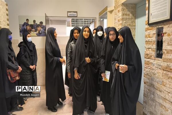 حضور منتخبان سازمان دانش‌آموزی قم در اردوی راهیان پیشرفت-1