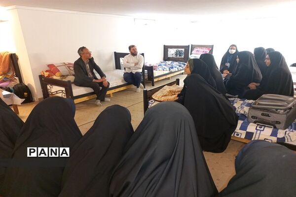 حضور منتخبان سازمان دانش‌آموزی قم در اردوی راهیان پیشرفت-2