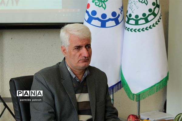جلسه تدوین برنامه های راهبردی حوزه معاونت پرورشی در سازمان دانش آموزی کرمانشاه