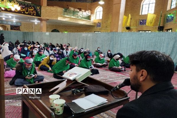 مراسم دعای ندبه مسئولان و دانش‌آموزان منطقه ۱۳