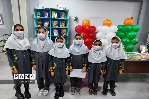 افتتاح نمایشگاه کتاب در فرهنگسرای بعثت صفادشت