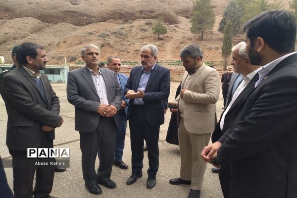 بازدید وزیر آموزش و پرورش از اردوگاه توچال پاکدشت