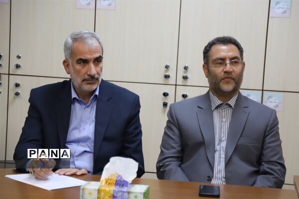 حضور وزیر آموزش و پرورش در دبیرستان فرزانگان ۱ آموزش و پرورش منطقه ۶