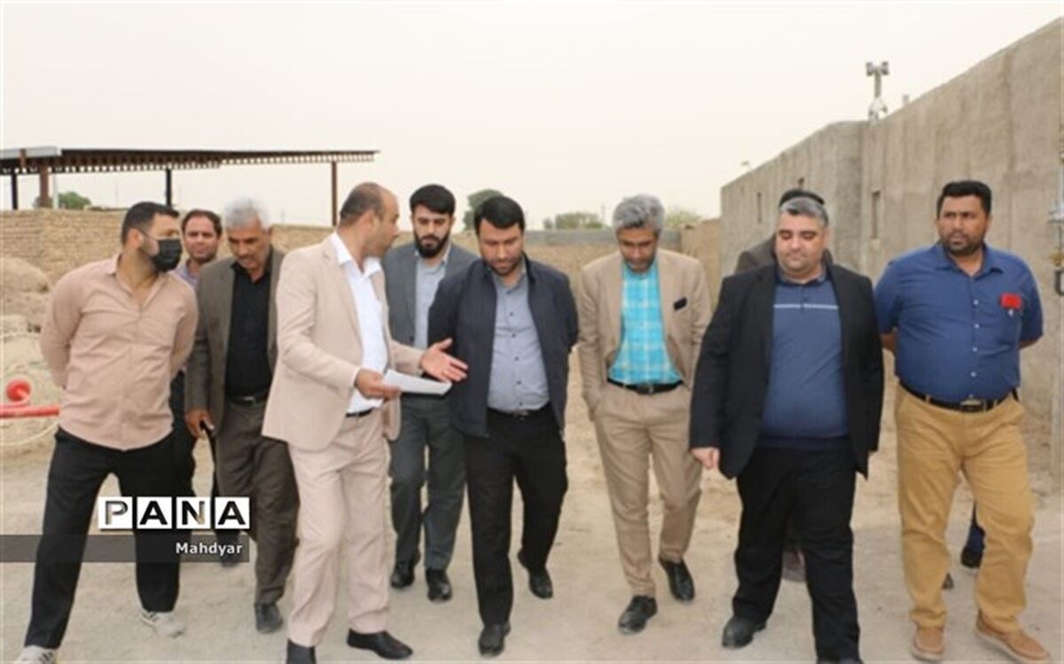 بازدید روستایی فرماندار ورامین از روستای آجربست بخش جوادآباد