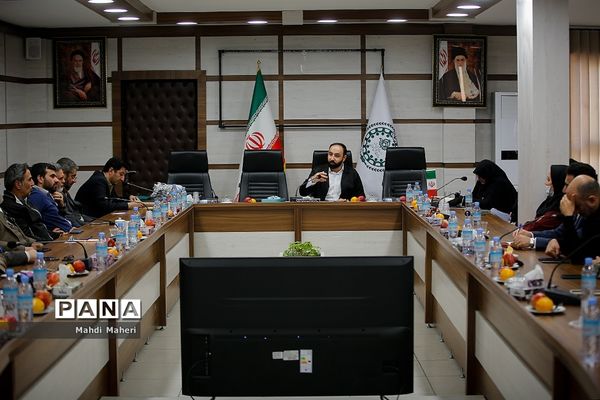 پنجمین نشست اداری قائم مقام سازمان دانش‌آموزی با کارکنان سازمان دانش‌آموزی مرکز