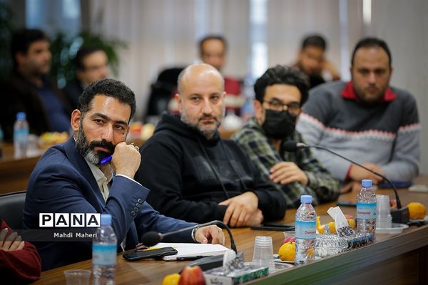 پنجمین نشست اداری قائم مقام سازمان دانش‌آموزی با کارکنان سازمان دانش‌آموزی مرکز