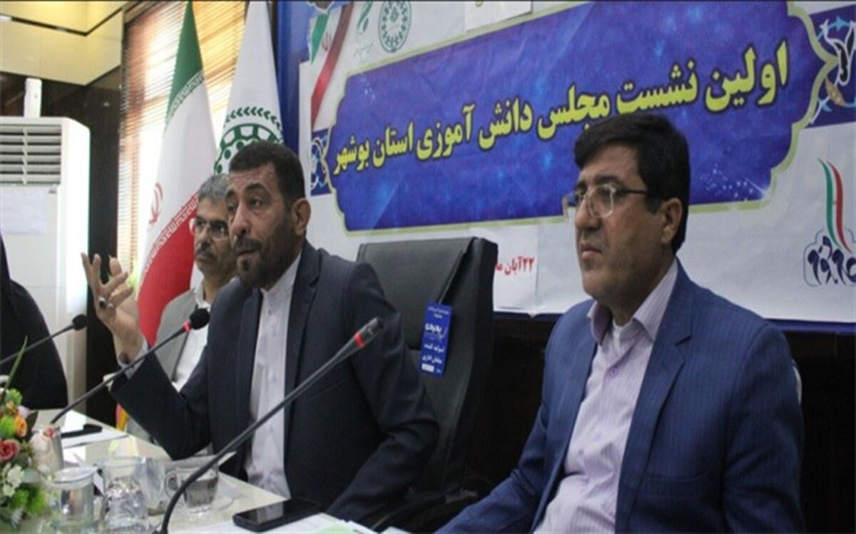 دانش‌آموزان با تجزیه و تحلیل آگاهانه می‌توانند توطئه‌های دشمنان را خنثی کنند