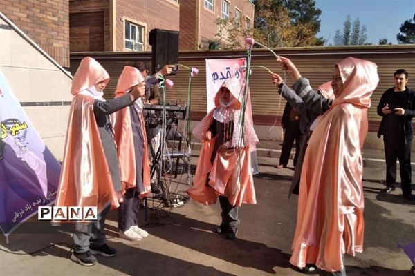 افتتاحیه طرح سفیران‌سلامت در مدرسه زنده‌یاد محمود دربانی شهرستان قرچک