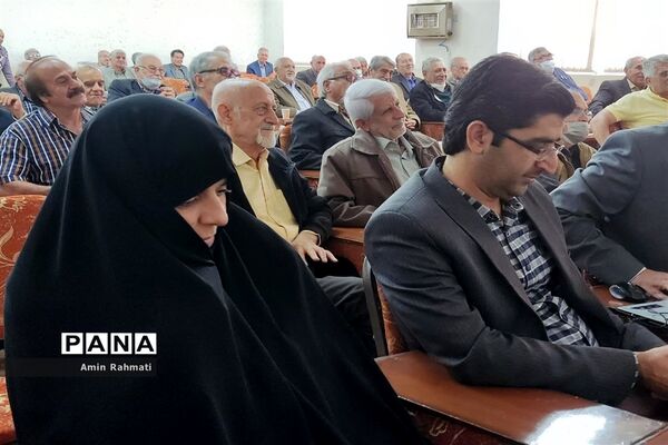 برگزاری مراسم گردهمایی فارغ‌التحصیلان و اساتید هنرستان ماندگار نمونه دولتی طالقانی شیراز