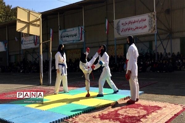 المپیاد ورزشی در دبیرستان الزهراء ساری