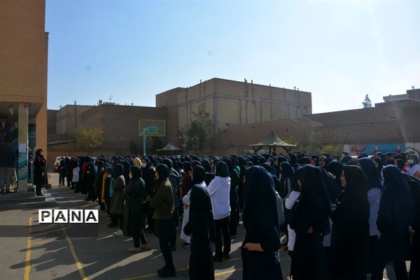 آیین نمادین انتخابات شورای دانش‌آموزی مدارس استان اصفهان در شهرستان خمینی شهر