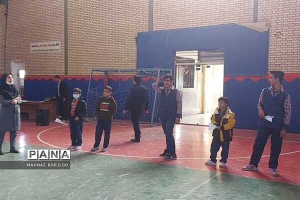 مسابقات منطقه‌ای موشک کاغذی در فشافویه
