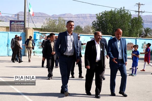 برگزاری انتخابات شورای دانش‌آموزی در دبستان ۱۵ خرداد شهر گله‌دار استان فارس