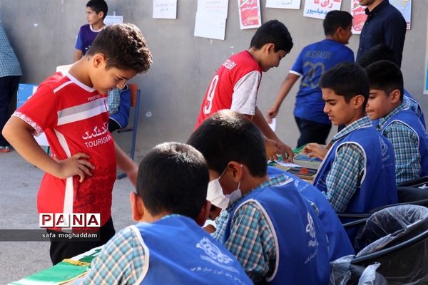 برگزاری انتخابات شورای دانش‌آموزی در دبستان ۱۵ خرداد شهر گله‌دار استان فارس