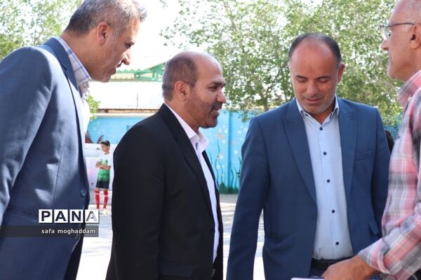 برگزاری انتخابات شورای دانش‌آموزی در دبستان ۱۵ خرداد شهر گله‌دار استان فارس