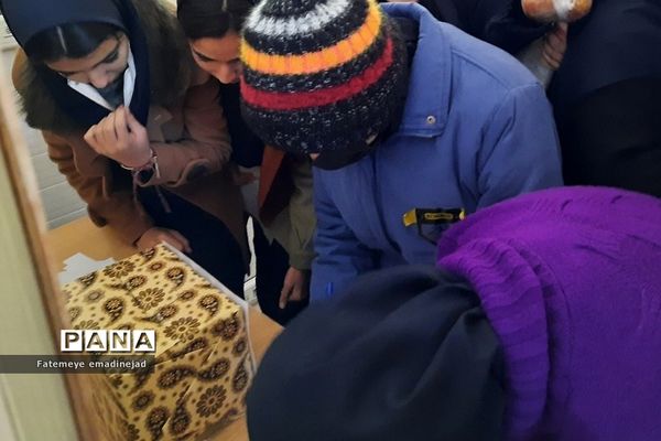 برگزاری انتخابات انجمن‌های ورزشی دانش‌آموزی در دبیرستان مهرآفرین رودهن