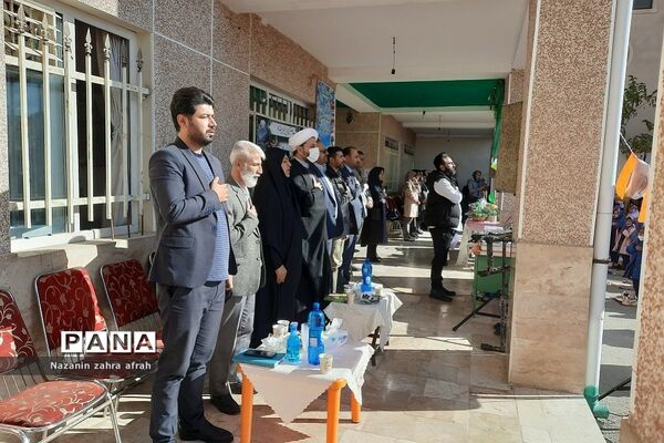 جشن هفته کتاب در مدرسه امام رضا(ع) رودهن