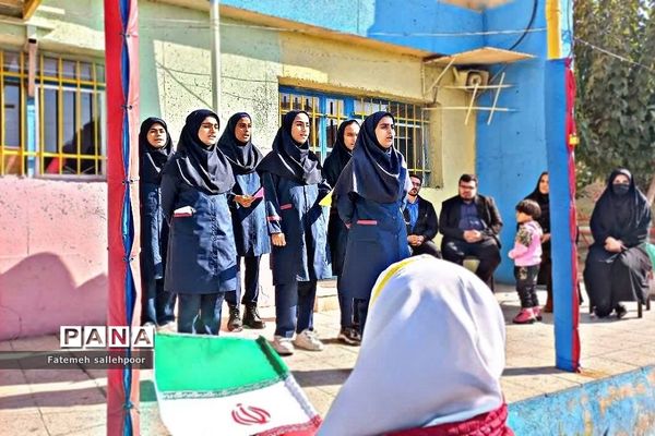 افتتاح کتابخانه دانش‌آموزی در شهرستان قرچک