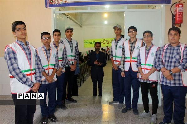 آیین نمادین بیست و پنجمین دوره انتخابات شورای دانش‌آموزی