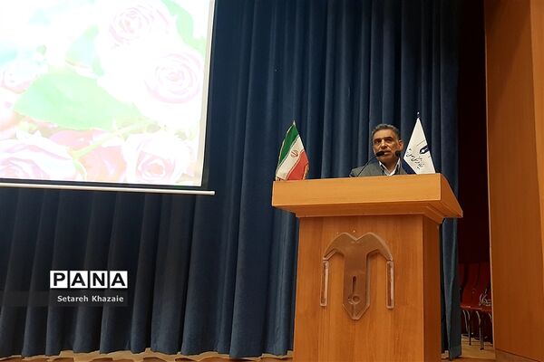 اولین نشست سراسری مدیران مدارس ناحیه۶ مشهد