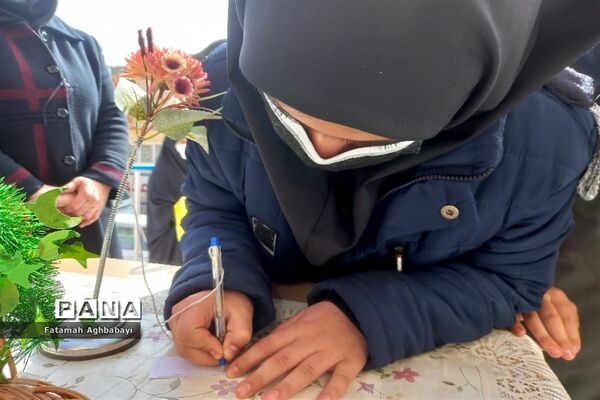 انتخابات شورای دانش‌آموزی در دبیرستان مرضیه شهرکرد