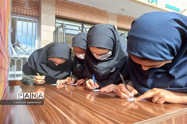 انتخابات شورای دانش‌آموزی در دبیرستان مرضیه شهرکرد