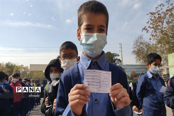 برگزاری انتخابات شورای دانش‌آموزی دبستان پسرانه اولیای شیرازی