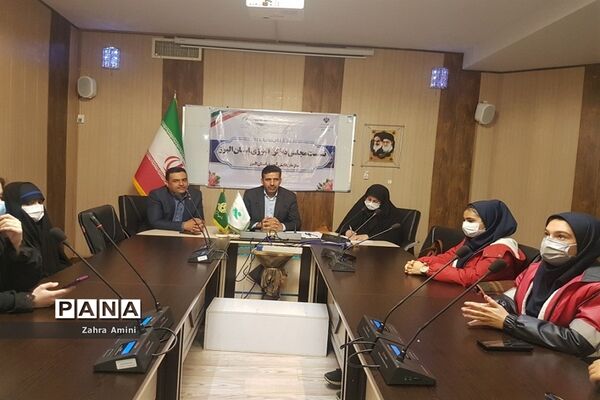 نشست اعضای منتخب مجلس دانش‌آموزی البرز
