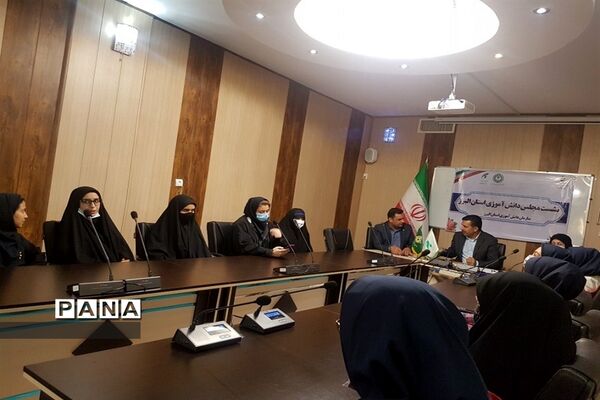 نشست اعضای منتخب مجلس دانش‌آموزی البرز
