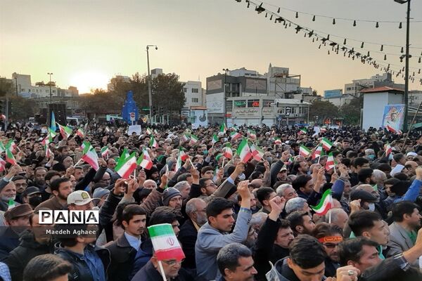 مراسم تشییع پیکر شهید حسن براتی در مشهد مقدس
