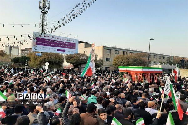 مراسم تشییع پیکر شهید حسن براتی در مشهد مقدس