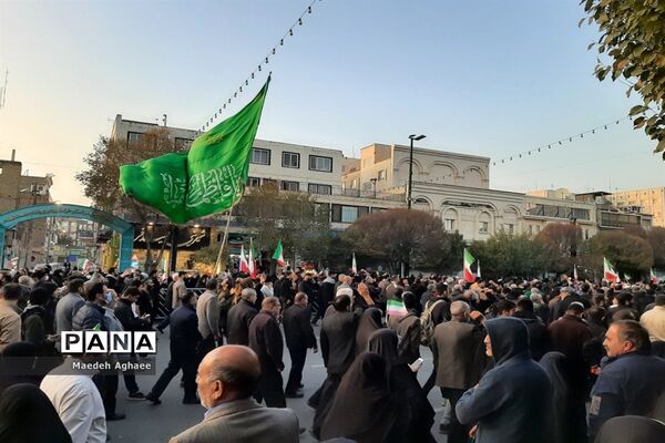 مراسم تشییع پیکر شهید حسن براتی در مشهد مقدس