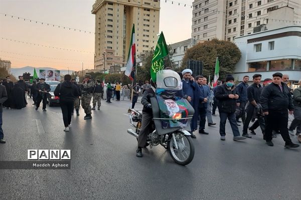 مراسم تشییع پیکر شهید حسن براتی در مشهد مقدس