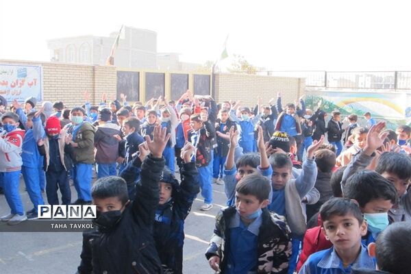 بازگشایی کتابخانه در دبستان پسرانه نوشین بومهن