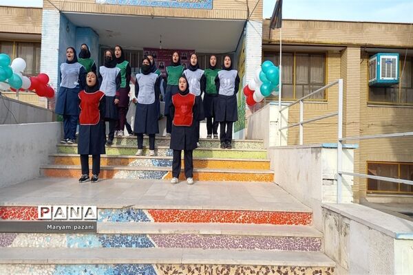 افتتاحیه المپیاد ورزشی درون مدرسه‌ای در مدرسه حجاب
