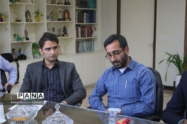 جلسه شورای برنامه‌ریزی اردوگاه‌های دانش‌آموزی استان بوشهر