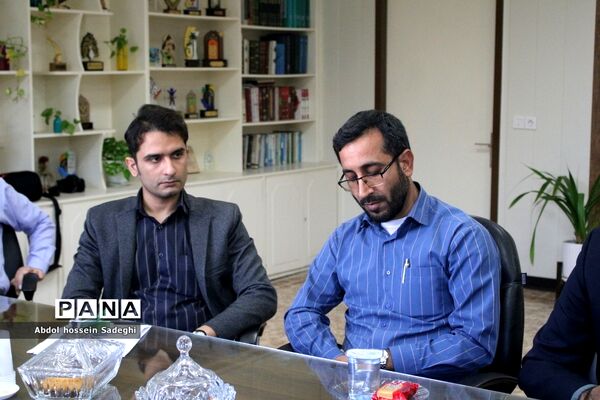 جلسه شورای برنامه‌ریزی اردوگاه‌های دانش‌آموزی استان بوشهر
