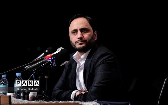 کسانی که در زمین تروریست‌های رسانه‌ای بازی کردند، باید پاسخگوی عملکرد آن‌ها در خیابان‌های ‎ایذه و ‎اصفهان باشند