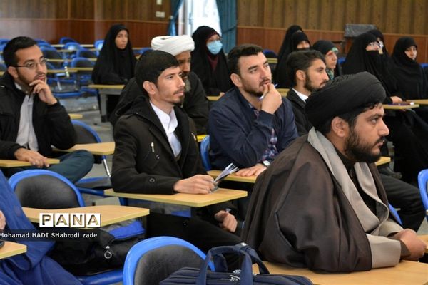 اولین جلسه توجیهی مربیان طرح امین و سرباز طلبه‌ها