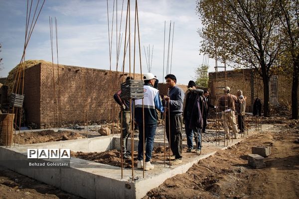 عملیات بازسازی و احداث واحدهای مسکونی مناطق زلزله زده خوی