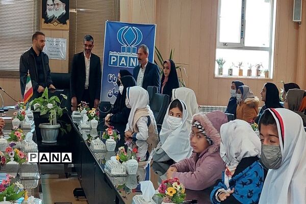 جلسه مدیر سازمان دانش‌آموزی استان اصفهان با خبرنگاران خبرگزاری پانای شهرستان فلاورجان