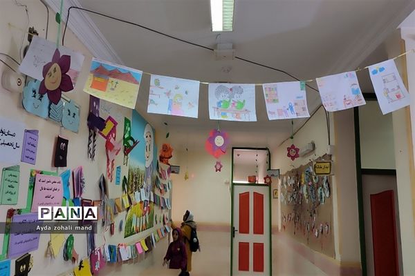 برگزاری مراسم هفته کتابخوانی در مدرسه توفیق رباط‌کریم