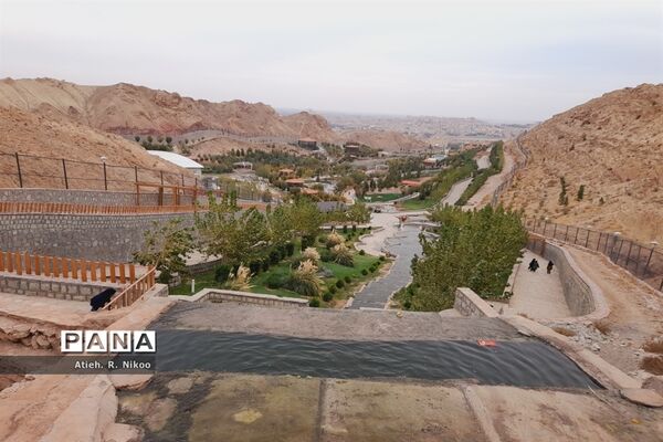 اردوی دانش‌آموزان شاهد رضویان قم در باغ پرندگان