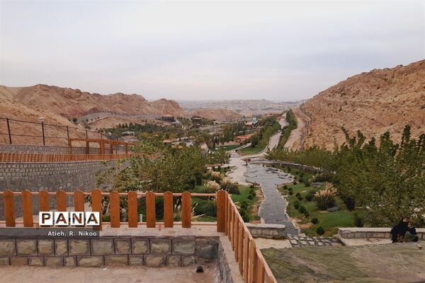 اردوی دانش‌آموزان شاهد رضویان قم در باغ پرندگان