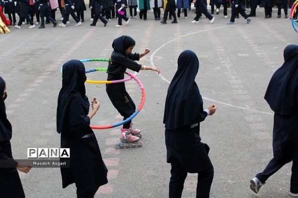 برگزاری المپیاد ورزشی درون مدرسه‌ای در دبیرستان شهید‌خدابخشی قم